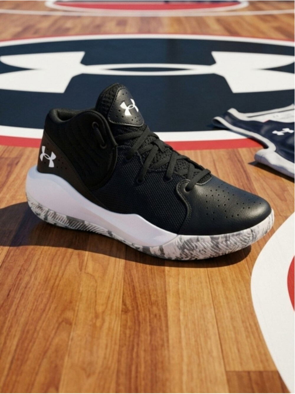 Under Armour Jet 21 Black White Basketball Shoes 6 Youth 7.5 Women's
